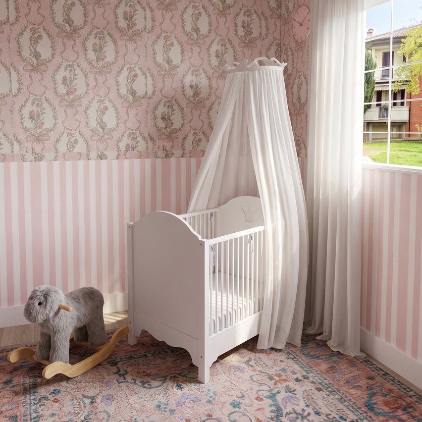 Traditional bedroom