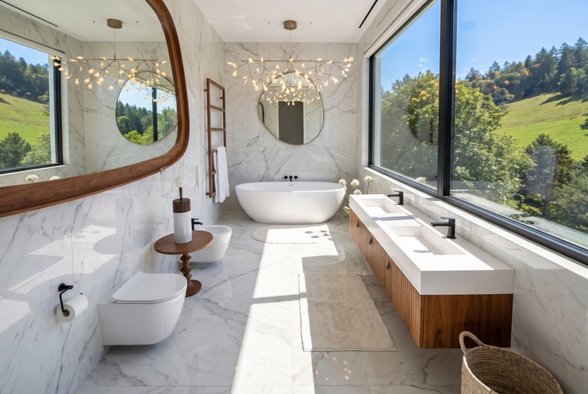 Mid-century bathroom