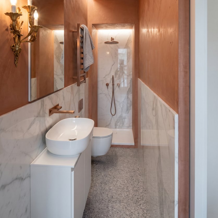 Contemporary bathroom